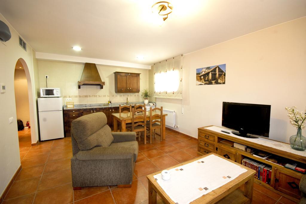 Apartamentos De Turismo Rural Las Eras Castelserás Kültér fotó